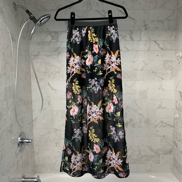 Size 4 Floral Sheer Skirt Maxi Mini Style - Picture 1 of 7